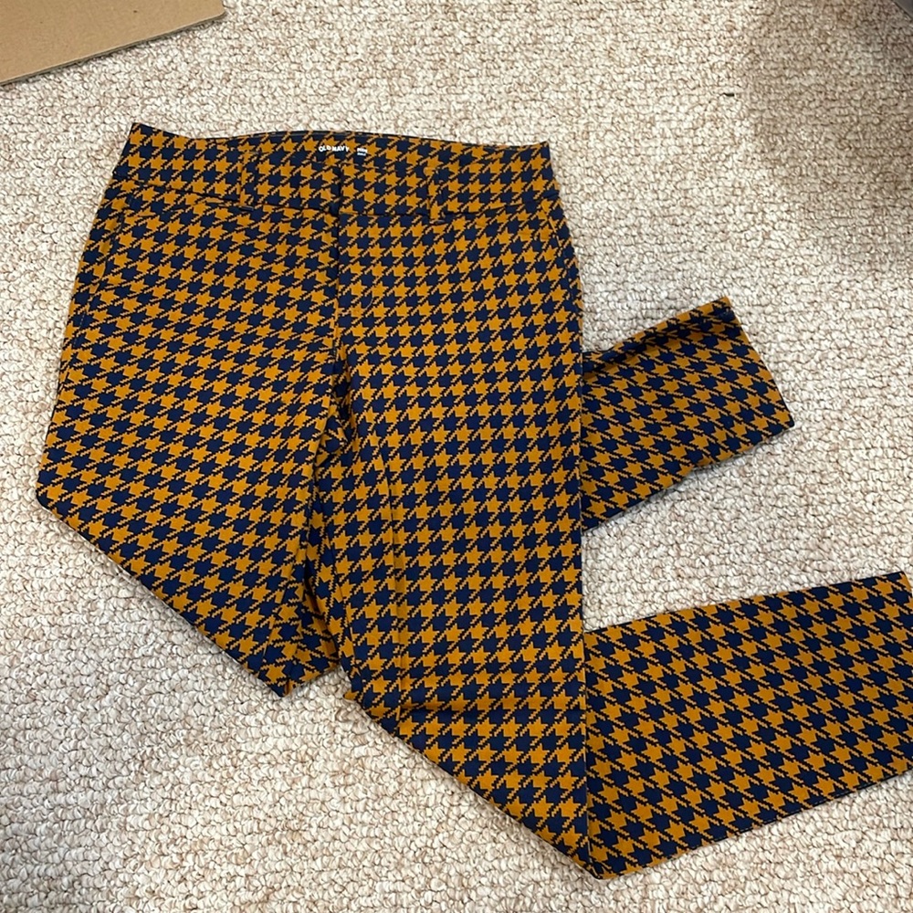 Old navy pixie ankle pants